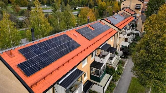 Bostadsrättsföreningar kan sänka energikostnaderna med upp till 50 procent